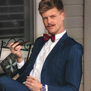 Meet your Posher, Stuart